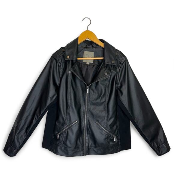 Maurices Women's Faux Leather Moto Jacket 1X Black With Ribbed Stretch Panels - Picture 1 of 9